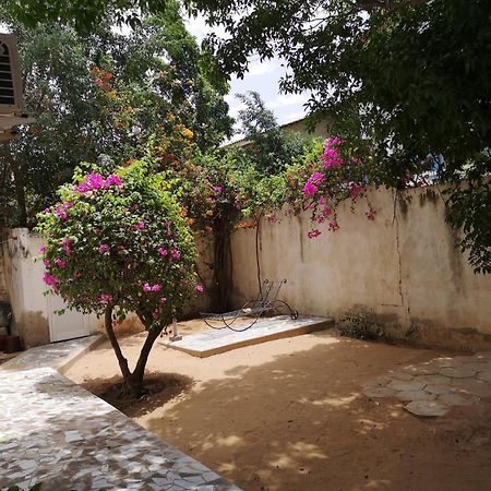 Keur Baboune M'Bour Extérieur photo